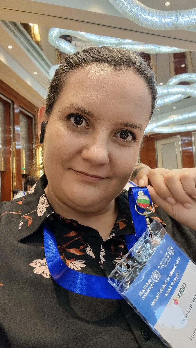NevenaHr's tweet photo. Sporting a mini #Bulgarian flag at the #CCPR54. There might not be a Bulgarian delegation (incorporated in the EU I presume) and either way I wouldn't be on it, but it's nice to honour my heritage when siting in a global community of experts. ❤️🇧🇬 https://t.co/2k8P2pdTIz