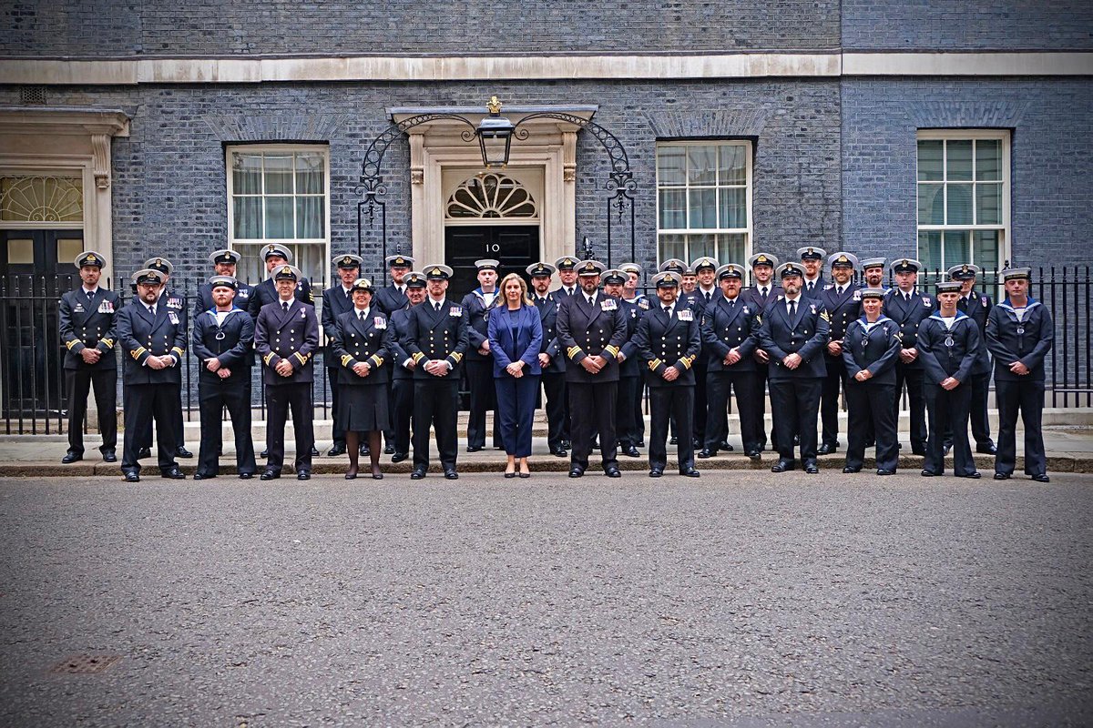 On Monday, some of the Team were honoured to join other #MCM2 Crews, HQ Staff and @BAESystemsplc to be hosted by @RoyalNavy Hon. Captain @PennyMordaunt in London where we visited @UKParliament and @10DowningStreet. #SmallShipsBigImpact #SURFLOT #OneTeam #Recognition