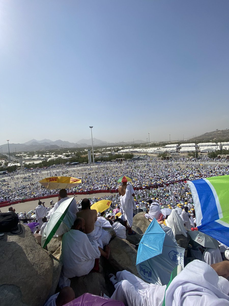 imsa5_'s tweet photo. الحَمدُ للهِ الَّذي بَلَّغَنا الوُقوفَ بِعَرَفات 🥰♥️ https://t.co/D1ck17e8Q2