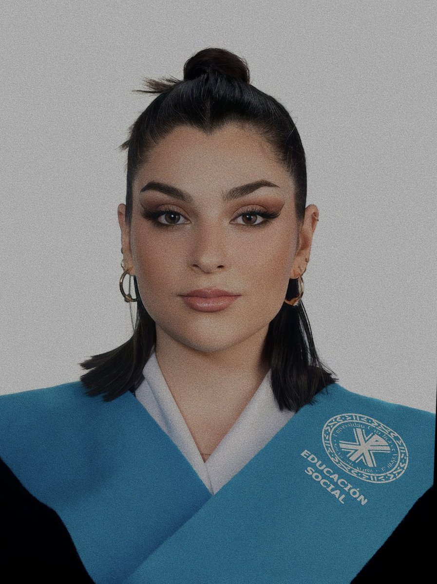 marinafribes's tweet photo. oficialmente puedo decir que además de trabajadora social, soy educadora social🫶🏼🌈🧚🏻‍♀️🥹💙 https://t.co/jGHRPsPBDj