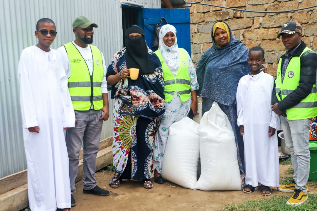 HonKingara's tweet photo. Today, Simon Nganga Kingara Foundation Team had the privilege of joining Muslim Brother's and Sisters for Eid-ul-Adha Celebrations at Jamia mosque-Biashara ward,Al Taufiq mosque- kahawa wendani ward..
#EidAlAdha
#Mtendakazi 
#RuiruMbele 
#wearedelivering https://t.co/PK7PbqlMe2