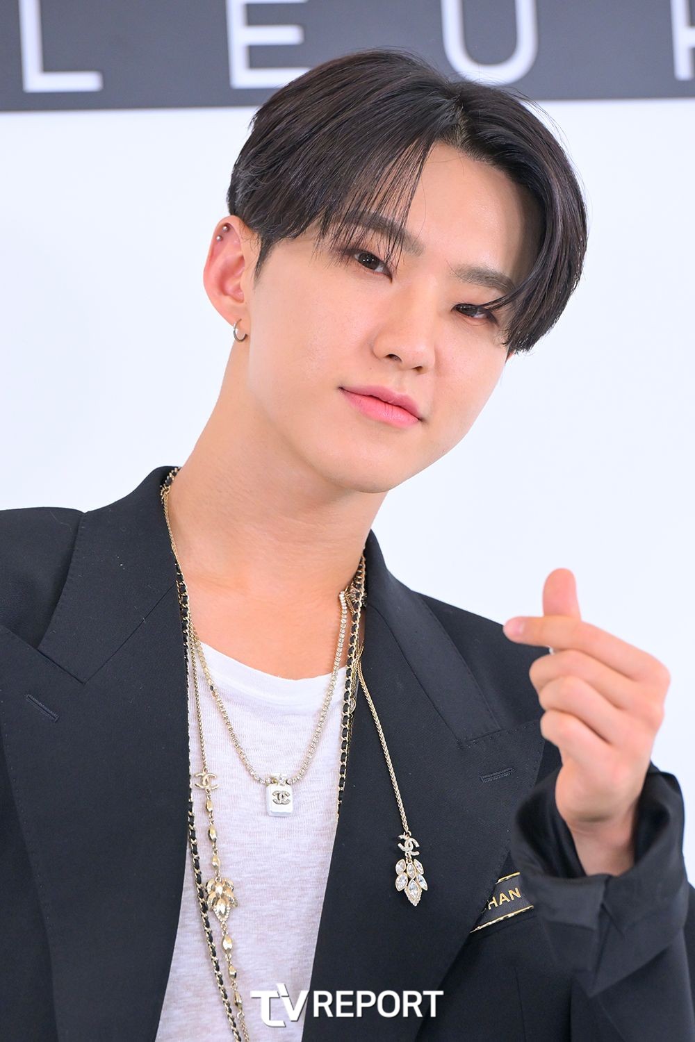 FzssWjhakAAfK-B?format=jpg&name=large