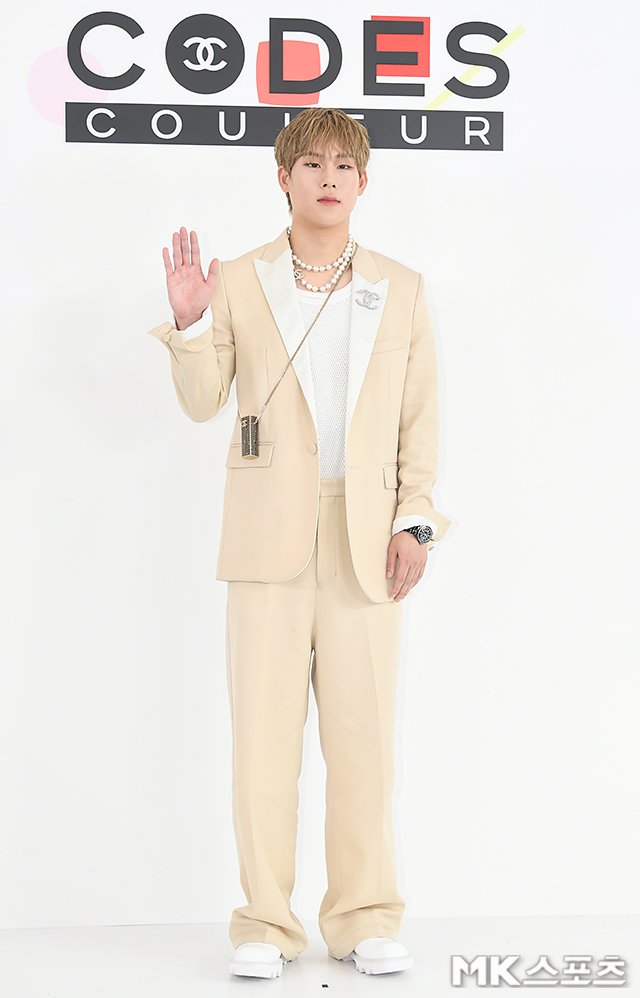 FzstCwVacAI40YD?format=jpg&name=medium