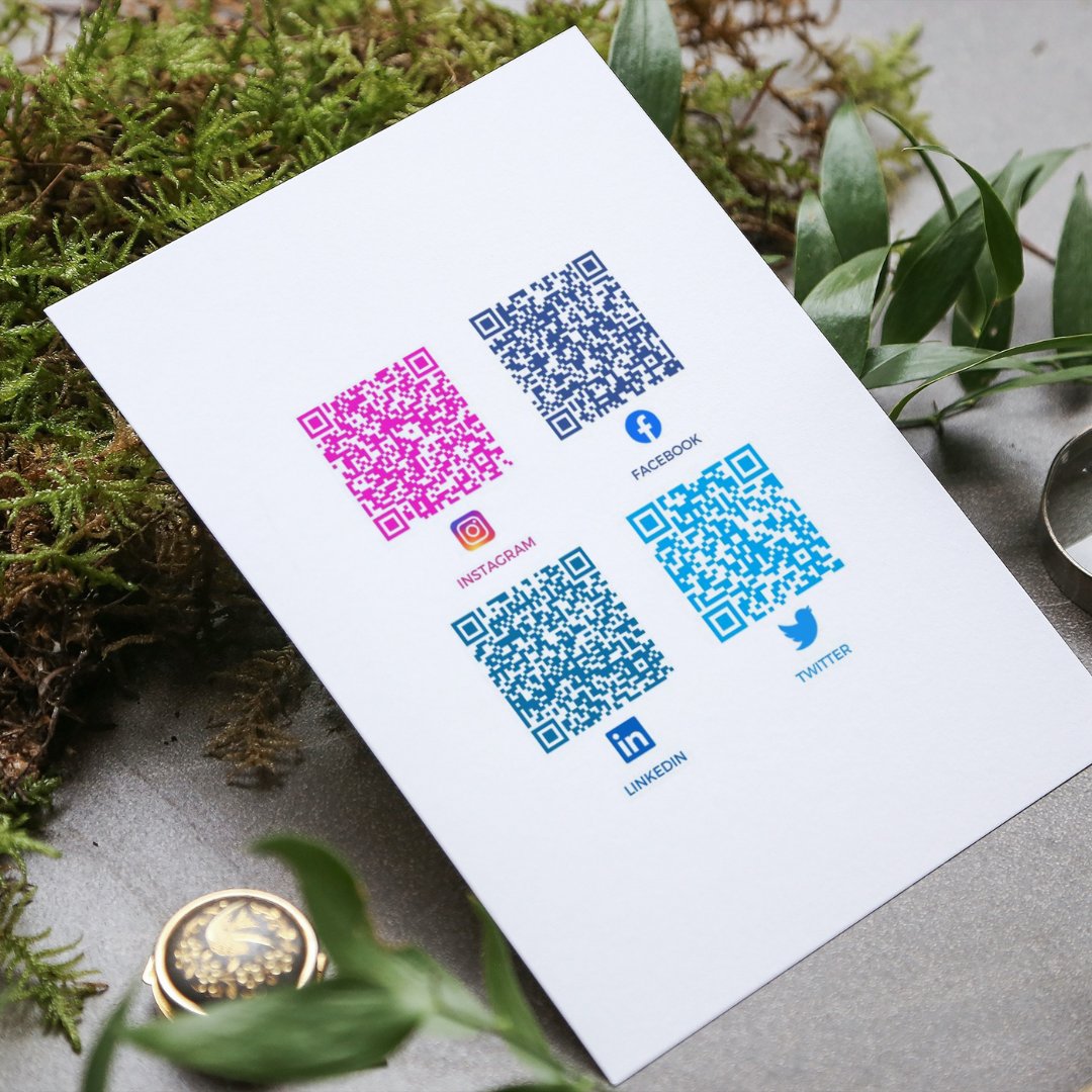 #TECNOLOGIA | Encuéntranos en tus redes mediante estos códigos QR.

📶En Controlpack siempre nos hemos esforzado por mantener una participación constante en las redes sociales, aprovechándolas para compartir información de sistemas de embalaje y soluciones innovadoras.