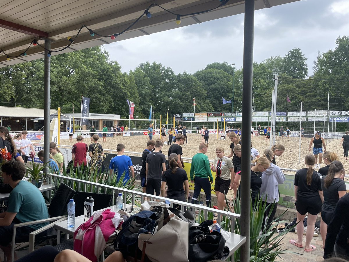 AltenaCollege sportdag Havo 4 op de Copakadijk 
#beachen #bewegen #beleven 
<a href="/gemeentealtena/">Gemeente Altena</a>