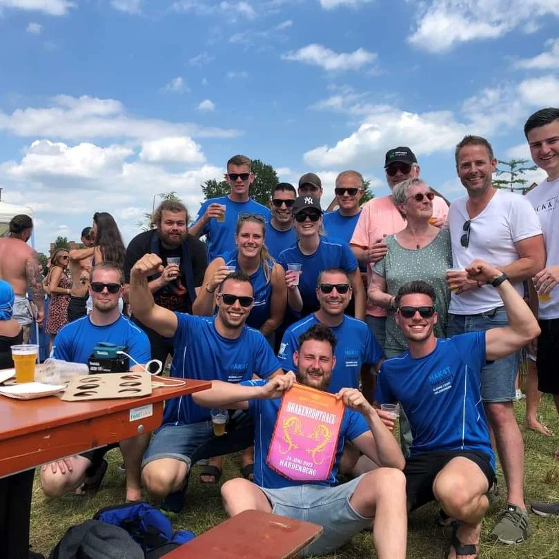 Hak4t's tweet photo. 🐉🎉 We zijn 10e geworden bij de Brunink Drakenbootrace! Een ‘dank je wel’ naar iedereen die ons heeft aangemoedigd en naar de organisatie is zeker op zijn plaats👏. Op onze site staan nog meer foto’s en video’s van de drakenbootrace https://t.co/8QSDMciDwE

#SamenSterk https://t.co/OMNRkMqcgU