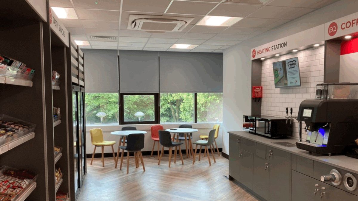 expressrefresh's tweet image. Delighted to help another client in the West Midlands area put employee wellbeing first with their own personalised on-site refreshment solution.  

#micromarket #refreshmentsolution #employeeperks #staffretention #wellbeingatwork 

bit.ly/3FD4mYq