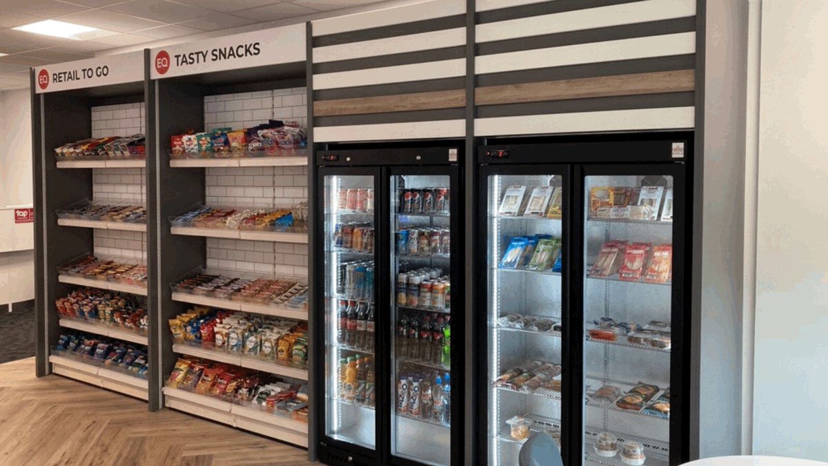 expressrefresh's tweet image. Delighted to help another client in the West Midlands area put employee wellbeing first with their own personalised on-site refreshment solution.  

#micromarket #refreshmentsolution #employeeperks #staffretention #wellbeingatwork 

bit.ly/3FD4mYq