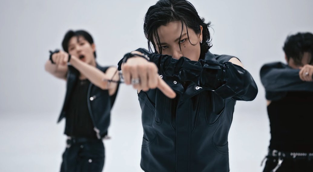 sjhfilters's tweet image. HE&apos;S SO HELLA FINE ❤️‍🔥❤️‍🔥❤️‍🔥

#소정환 #SOJUNGHWAN #T5 #T5_MOVE