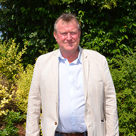 #chambagri Deux nouveaux Présidents pour les Pays de la Loire ! En Vendée, Eric COUTAND et en Loire-Atlantique, Christophe SABLÉ, Tous deux sont connus dans la profession pour leurs nombreux investissements professionnels.