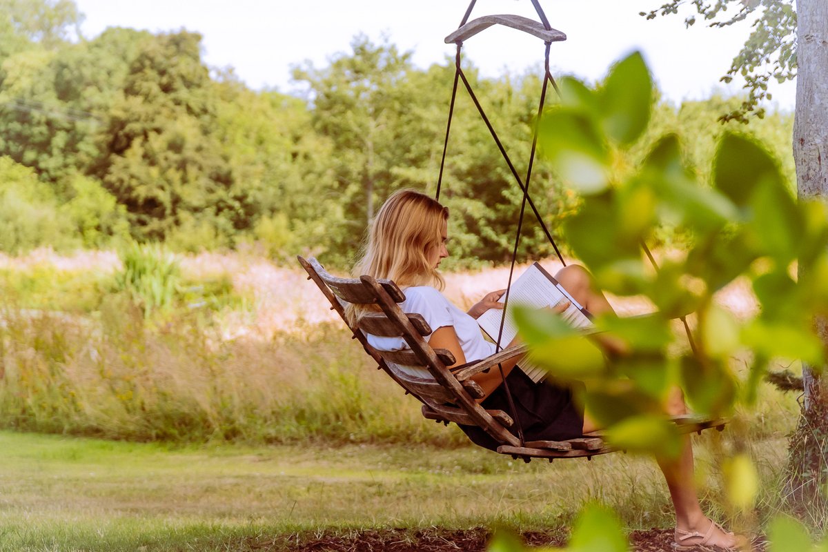 GroveNarberth's tweet image. There are plenty of places at Grove to lose yourself in a good book, but the swing by our freshwater pond is one of the best.

#WelshCountryHouse