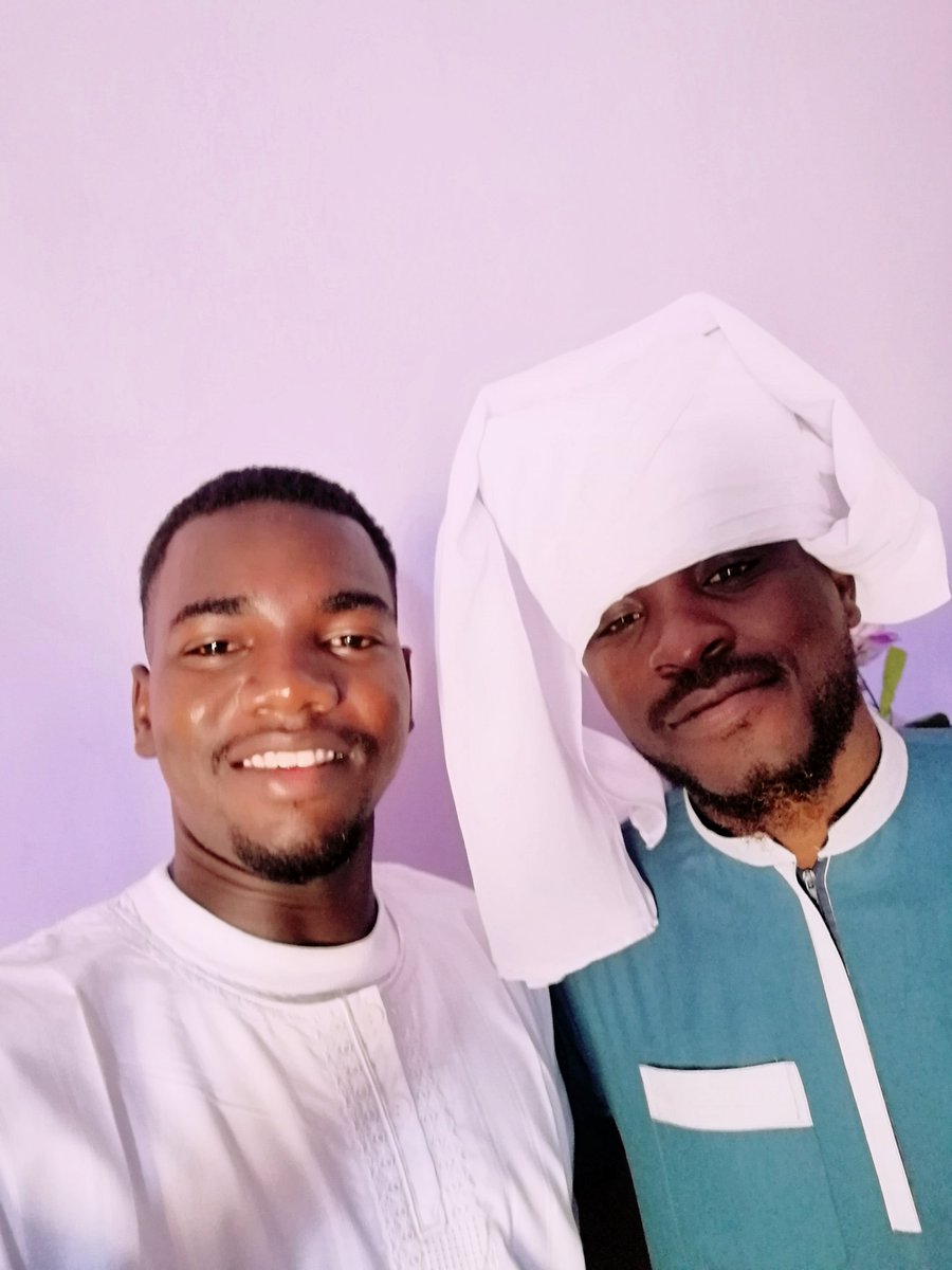 #عيد_الاضحى مبارك عليكم ي حلوين 🎉♥️🎁