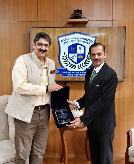 Great day of learning at #RRU, Gandhinagar. Privileged to meet VC, Prof (Dr) Bimal N Patel & interact with students-faculty on Pitfalls of Information Age/Operational Synergy @assampolice looking at learning from the vast knowledge base of @RakshaUni ⁩ ⁦@gpsinghips⁩