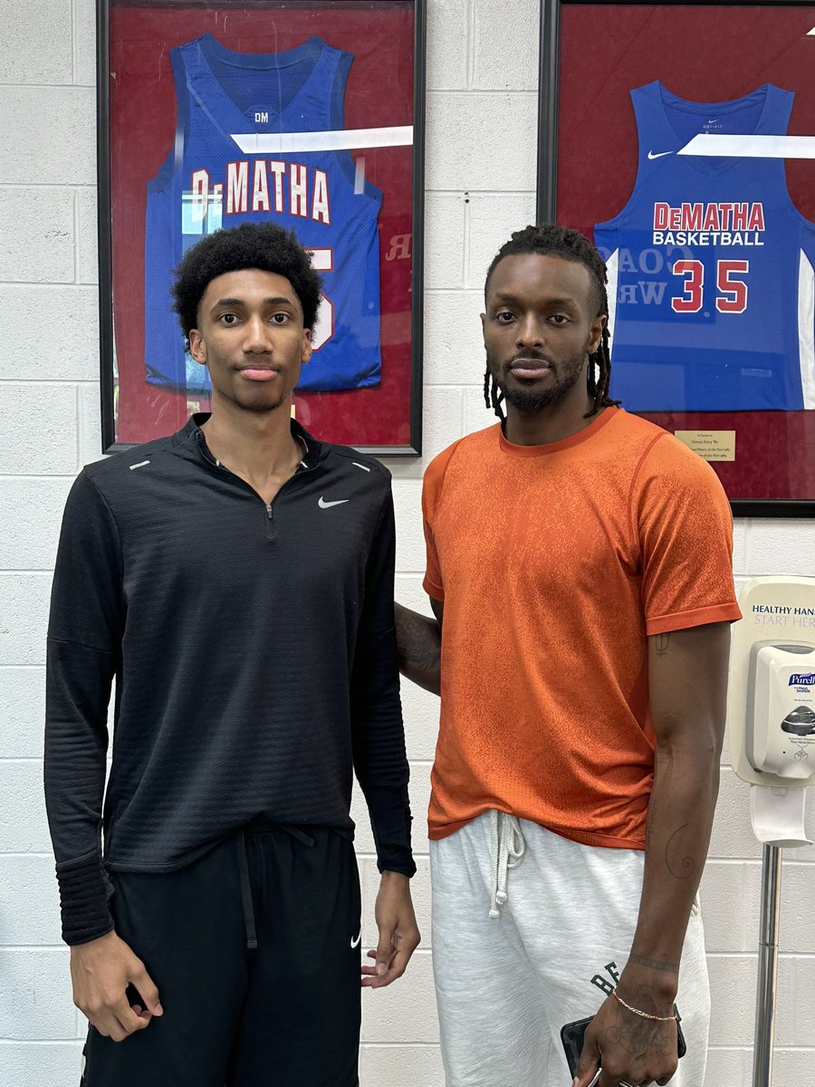 DeMathaHoops's tweet photo. Charles Thomas ‘25 with Jerami Grant ‘12 this morning. #madisonstreethoops #onestrongbrotherhood https://t.co/JzUK30Yf17