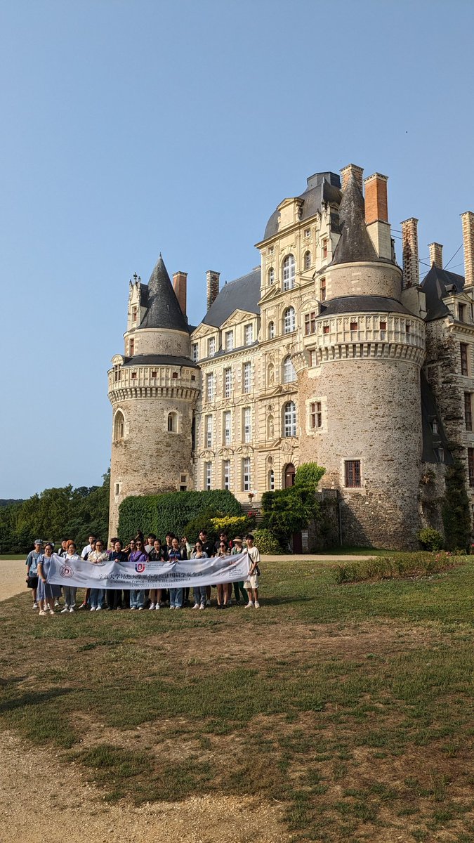 Bienvenue aux 30 étudiant.e.s de l'Institut conjoint des universités de Ningbo et d'Angers (ICUNA) present.e.s à l'<a href="/UnivAngers/">Université d'Angers</a> ESTHUA pour l'école d'été "Art de vivre et patrimoine en Val de Loire" #formation #tourisme #culture #France #Chine