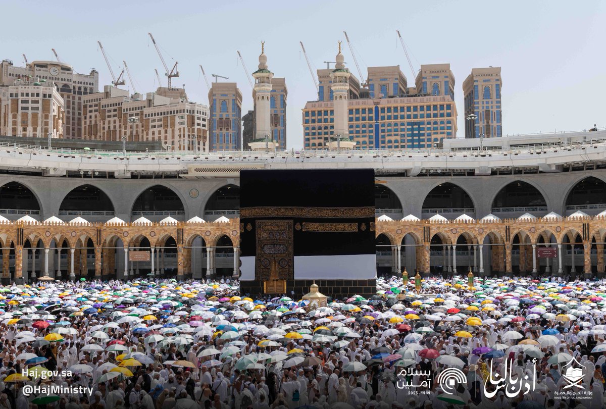 HajMinistry's tweet photo. حجّاج بيت الله الحرام يؤدّون طواف الإفاضة #بسلام_آمنين

#أذن_بالناس
#مكة_والمدينة_في_انتظاركم_بشوق https://t.co/ukyDL8MzDw