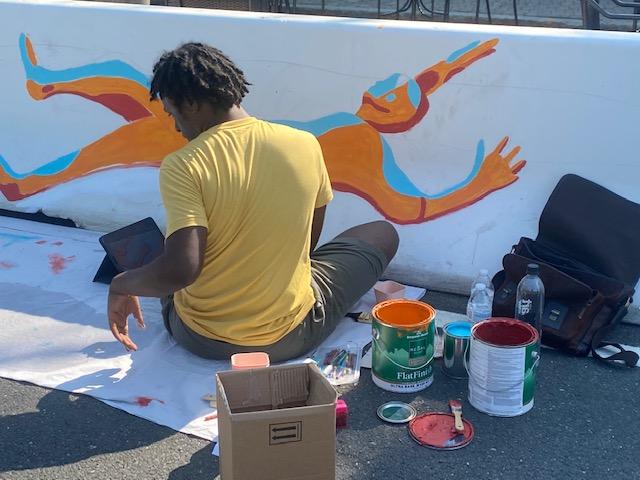 The public is invited to come out and watch artists transform the outdoor dining barriers into beautiful murals on Saturday, July 1 on LaSalle Road, Farmington Ave. and Memorial Road. The roads will be closed from 6AM to 2PM while artists are at work. conta.cc/3NtGrOu