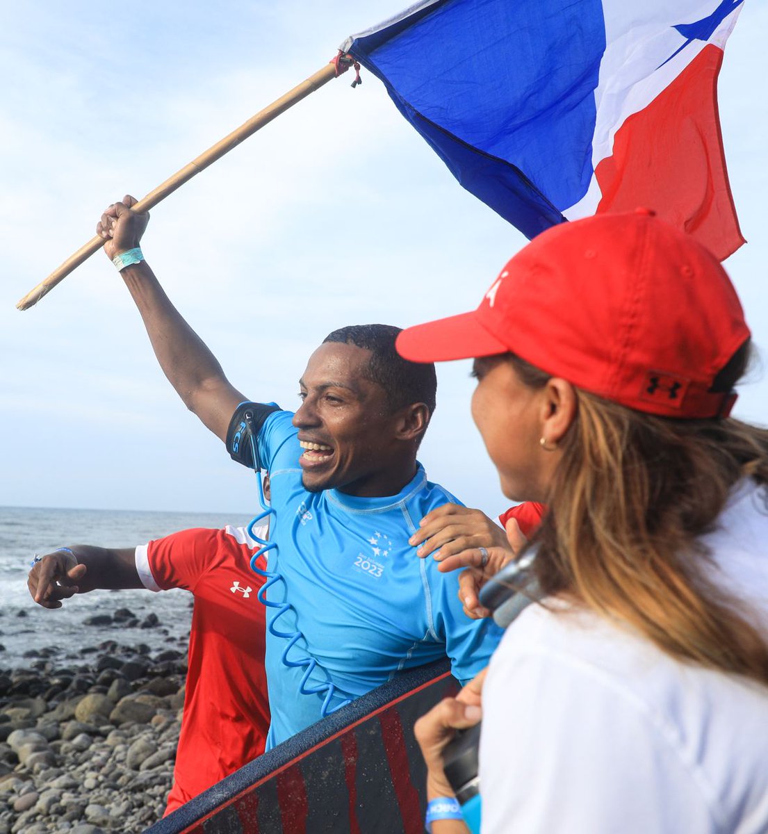 Diario El Salvador on Twitter "SanSalvador2023 El surfista panameño