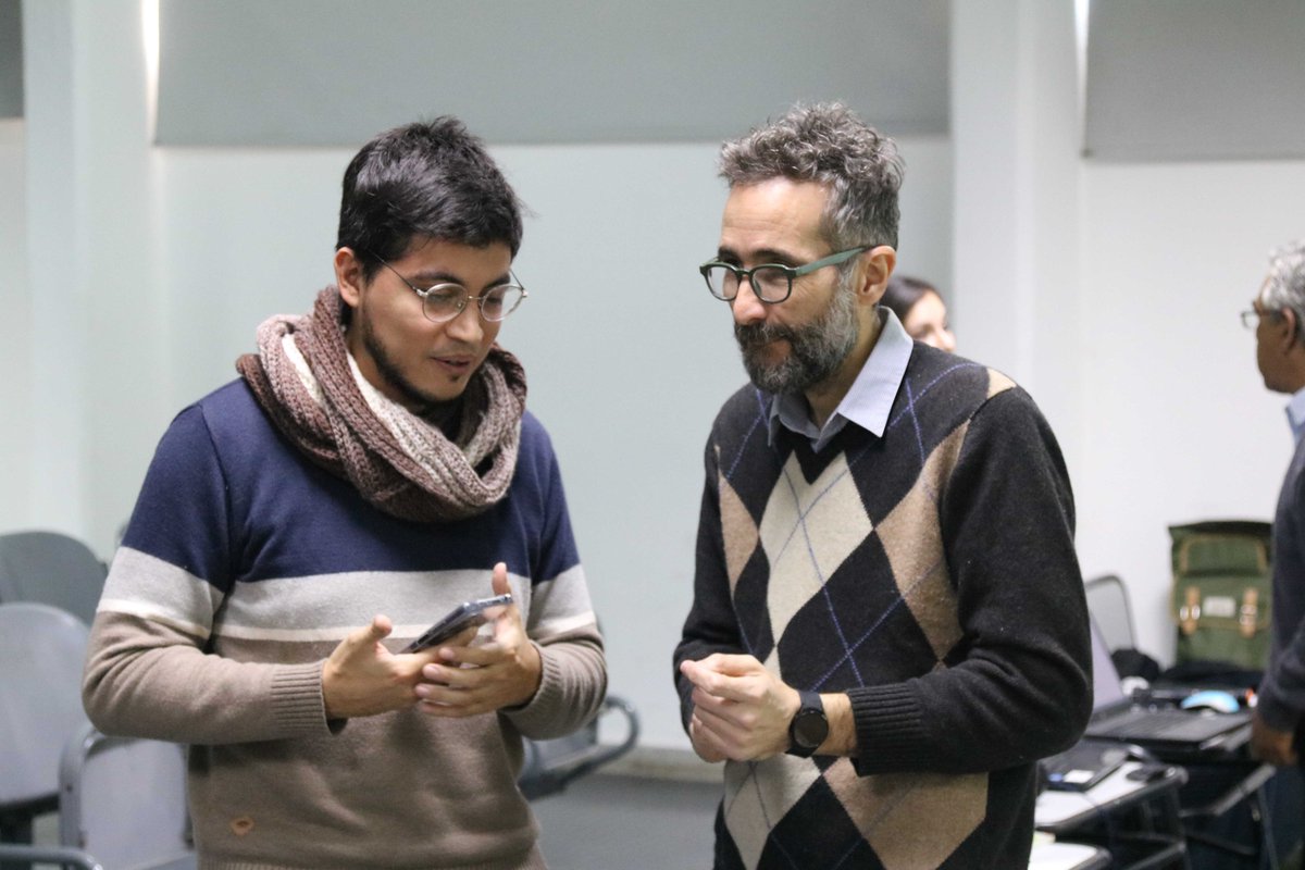 Se llevaron a cabo los sorteos de los libros «Más que nunca», generosamente donados por el Dr. Diego Morales, a través de una plataforma digital y con la participación de algunos alumnos/as y la Dra. Isabel Rico, secretaria académica de nuestra escuela.