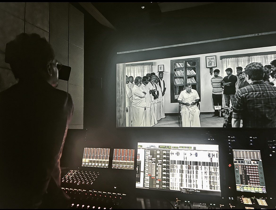 Suren (@valentino_suren) on Twitter photo #MAAMANNAN 🔊
#SoundDesign #SoundMix #DolbyAtmosmix
Thrilled and honored to be finishing up the final mix of #Maamannan. Feeling proud to contribute to this incredible collaboration with the legendary <a href="/arrahman/">A.R.Rahman</a> sir and visionary director <a href="/mari_selvaraj/">Mari Selvaraj</a> ❤️❤️ #MAAMANNAN 🔊
#SoundDesign #SoundMix #DolbyAtmosmix
Thrilled and honored to be finishing up the final mix of #Maamannan. Feeling proud to contribute to this incredible collaboration with the legendary <a href="/arrahman/">A.R.Rahman</a> sir and visionary director <a href="/mari_selvaraj/">Mari Selvaraj</a> ❤️❤️