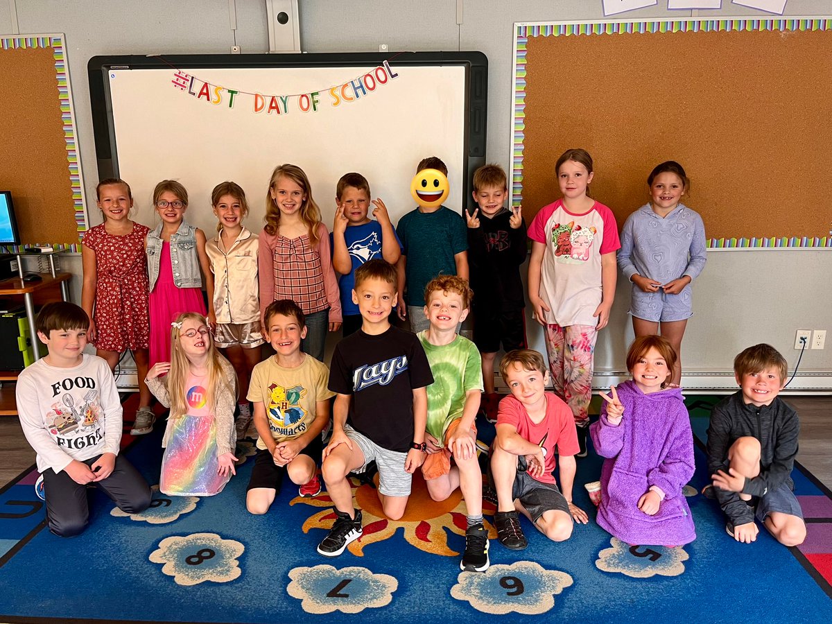 Emma Filek tweet media