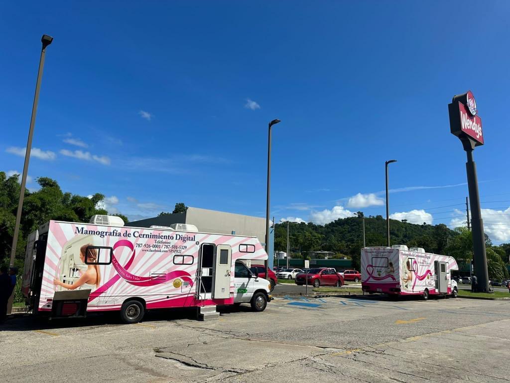 komenpr's tweet image. La #RutaPink llegó a San Sebastián en donde realizamos otra clínica de mamografías libre de costo. 🚍

Agradecemos a Absolute Cancer Relief Fund y a nuestros auspiciadores @evinmotorspr y Wendy's Puerto Rico por hacer esto posible.