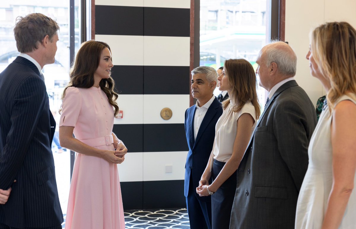 Young V&A (@young_vam) on Twitter photo Today HRH The Princess of Wales met with local schoolchildren in our new museum to celebrate our opening 🌟
Pupils from Globe Primary School in Bethnal Green helped shape our new museum and they loved sharing their experiences. 
We open this Saturday! <a href="/KensingtonRoyal/">The Prince and Princess of Wales</a> Today HRH The Princess of Wales met with local schoolchildren in our new museum to celebrate our opening 🌟
Pupils from Globe Primary School in Bethnal Green helped shape our new museum and they loved sharing their experiences. 
We open this Saturday! <a href="/KensingtonRoyal/">The Prince and Princess of Wales</a>