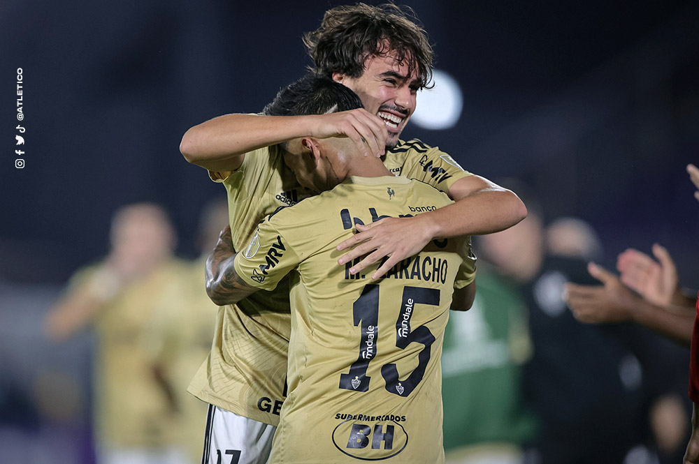 Atletico's tweet photo. 💪🏾 Na noite de ontem, o Galo confirmou a classificação às oitavas de final da Libertadores.
📸 Confira o álbum de fotos da partida: https://t.co/VBJg0BQTYy
#ContinenteAtleticano #GaloPaixãoNacional #LIBxCAM 🏴🏳️ https://t.co/NpuZQH9JNQ