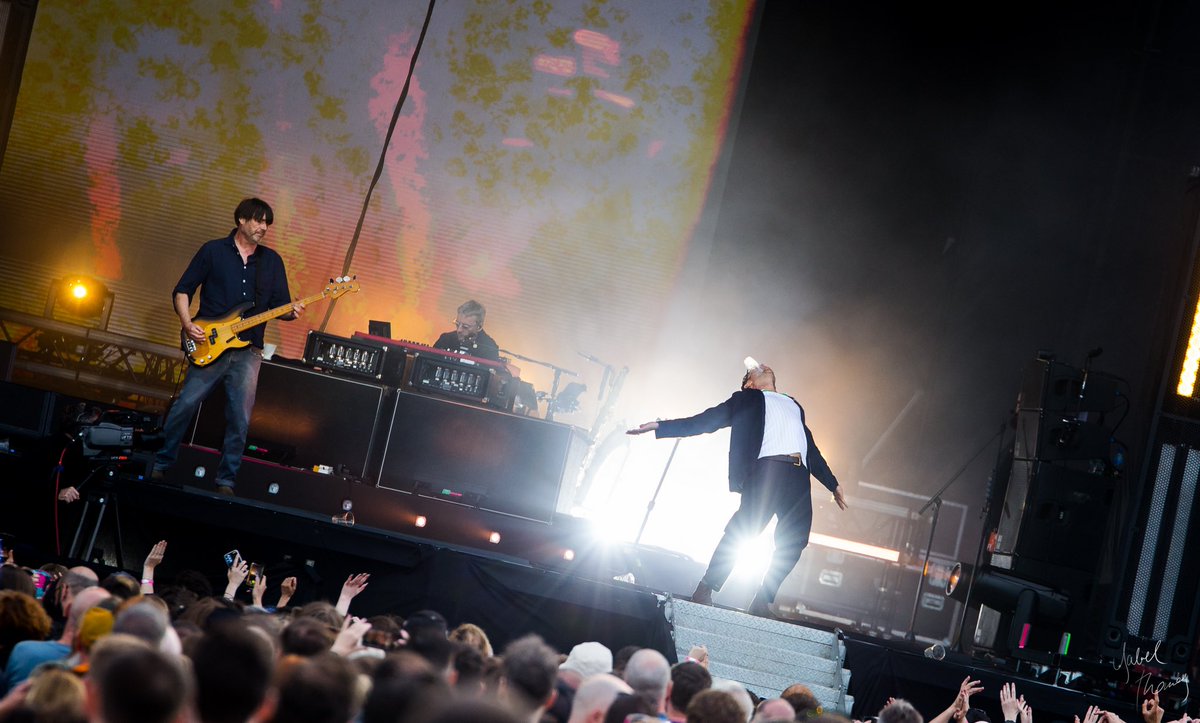 Some more shots from <a href="/blurofficial/">blur</a>‘s long awaited return to Ireland at the stunning <a href="/MalahideCastleG/">Malahide Castle & Gardens</a> 

📷 for <a href="/mcd_productions/">MCD Productions</a> / <a href="/beatvyne/">beatvyne</a> 

#blur #damonalbarn #blurband #dublin #malahidecastle #dublinlife #dublincity #dublinevents