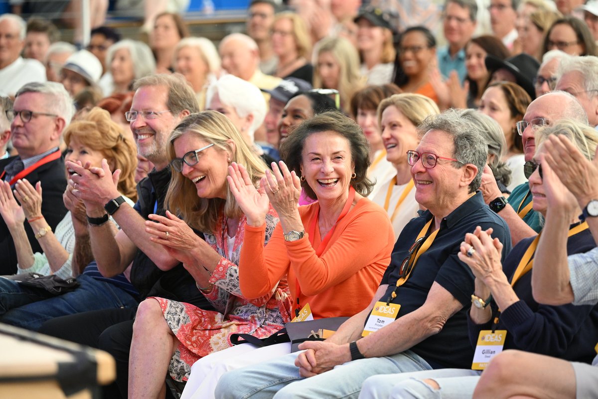 High five ✋ It's Day 5 of Aspen Ideas! Today, we're diving into powerful conversations on topics like the Cutting Edge of Energy, How to Manage Your Happiness, and Nutrition Inequality. Join in on the dialogue with #AspenIdeas and check out the schedule: aspenideas.org/schedule