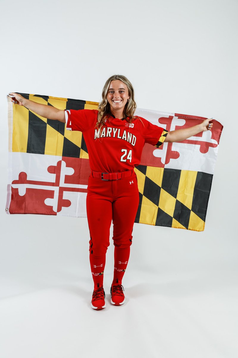 Turns out I look good in red… Go Terps!!❤️🐢