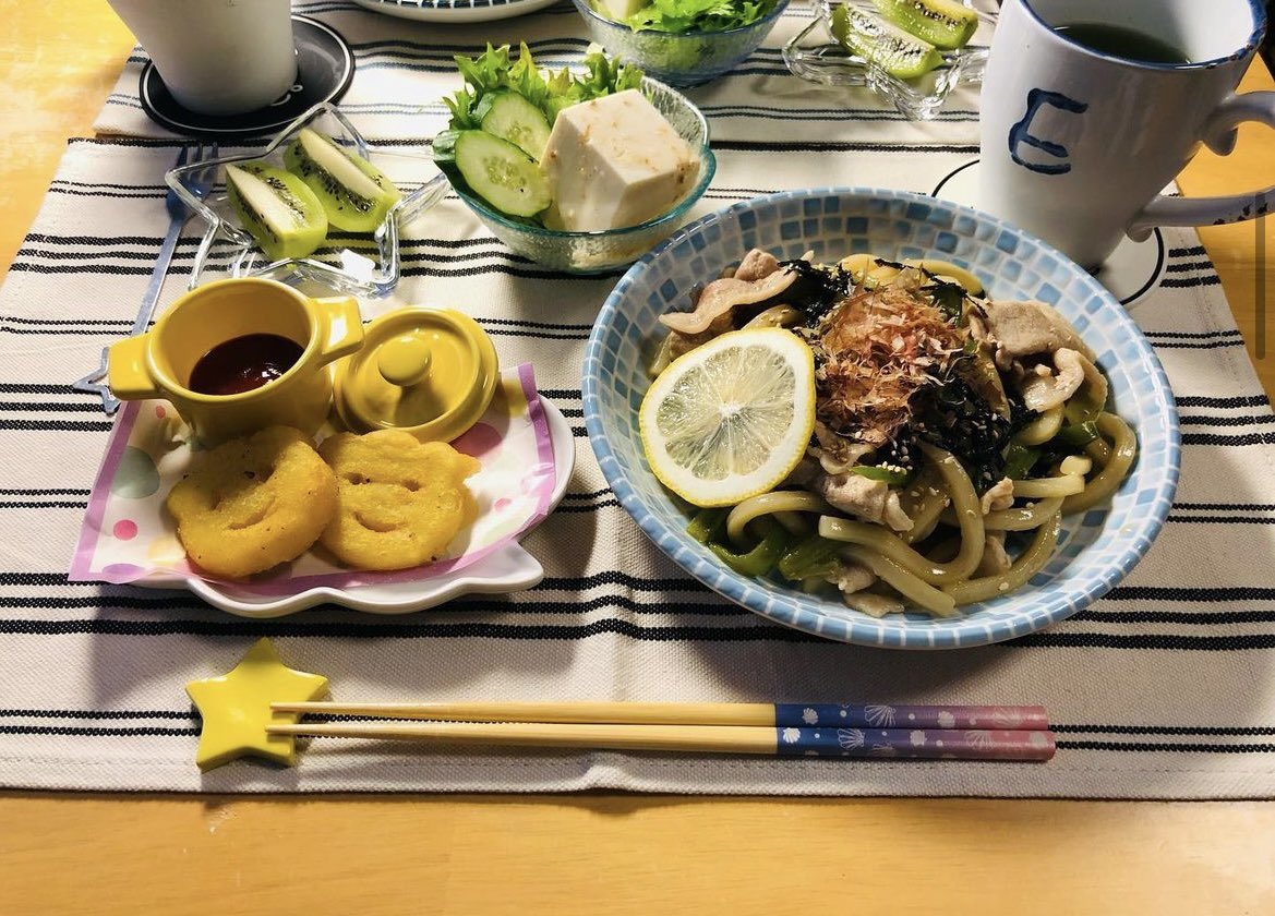 #レモン風味焼きうどん

#おうちごはん #料理好きな人と繋がりたい #料理 #food #japanesefood #健康　#グルメ　#レシピ
#ご飯　#料理好き　#おいしい　#ブログ　#ごはん　#お弁当　#肉　#ダイエット　#bruno #ごはんlover