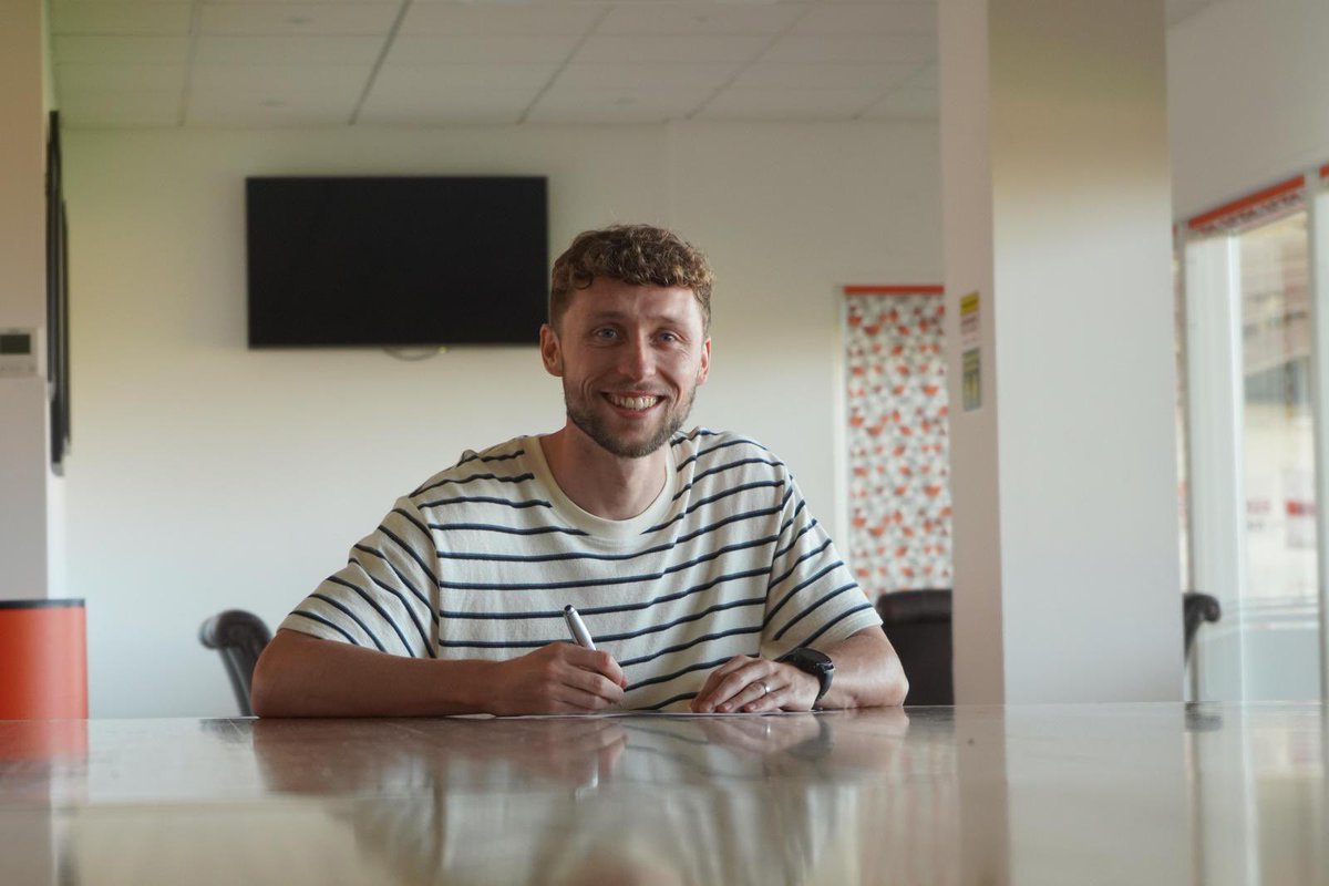 Matthew Pennington tweet media