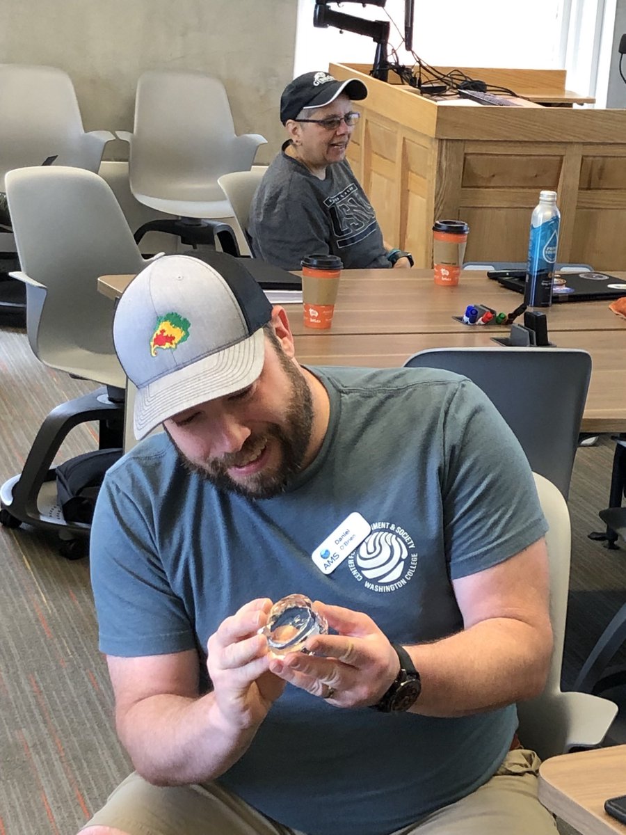 AMSeducation's tweet image. On Day 2 of #ProjectIce, teachers explored ice types, glacier movement, and the impact of glacier melting on sea-level rise with @FudgeTj @UWCoEnv. Participants also learned about ice core drilling from Dr. Kristen Rahilly @COLDEX_STC and a group of inspiring graduate students!