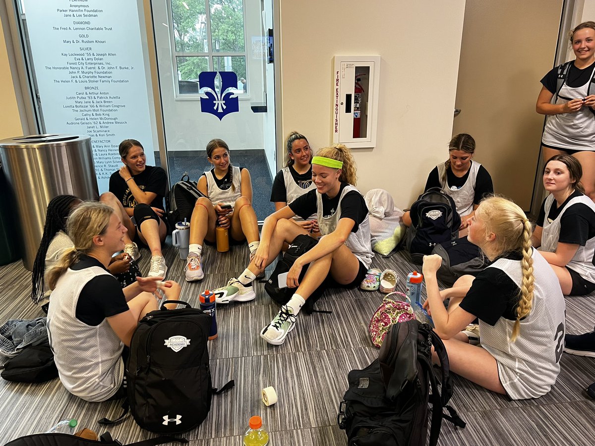 NDCL_gbball's tweet photo. Great day at the @ursuline_wbb shootout yesterday! Way to maximize the opportunity to compete and have fun. Keep up the good work! https://t.co/omh8VyBaeI