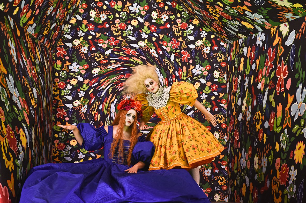 Carl Maria von Webers Oper DER #FREISCHÜTZ ist ein musikalisches Herzstück der deutschen Romantik und die Zürcher Inszenierung des deutschen Regisseurs #HerbertFritsch geniesst inzwischen Kultstatus. Vorstellungen am 28 Jun, 1, 6, 9 Jul 2023. Tickets: opernhaus.ch/freischuetz