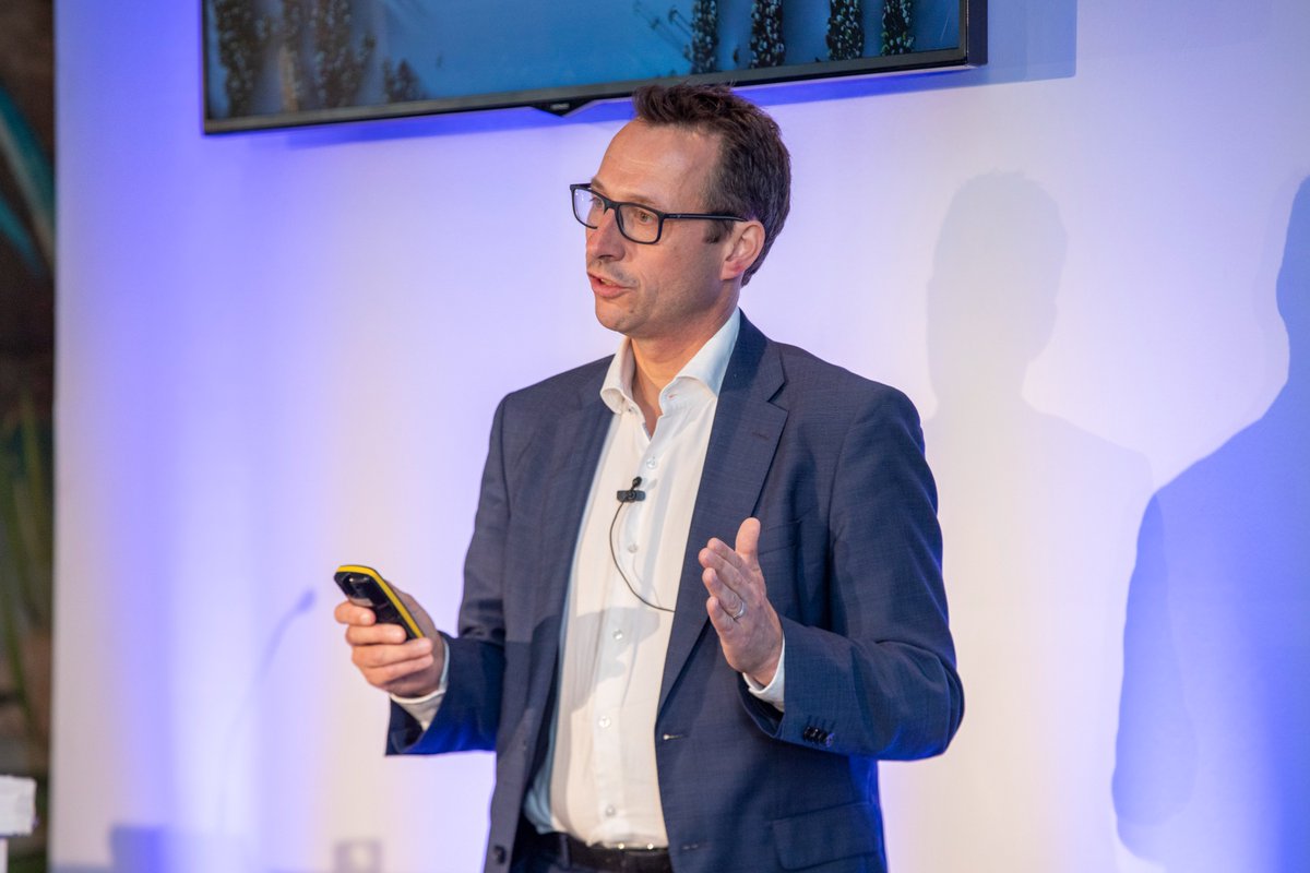 ProfPensions's tweet photo. Andy Manson, Chief Marketing Officer at @AegonUK, spoke this morning about why DC pension systems should promote member involvement and why they "need to look forward not back" to improve members' engagement and knowledge.

#DCConference23 https://t.co/ZaWcE5OGx2