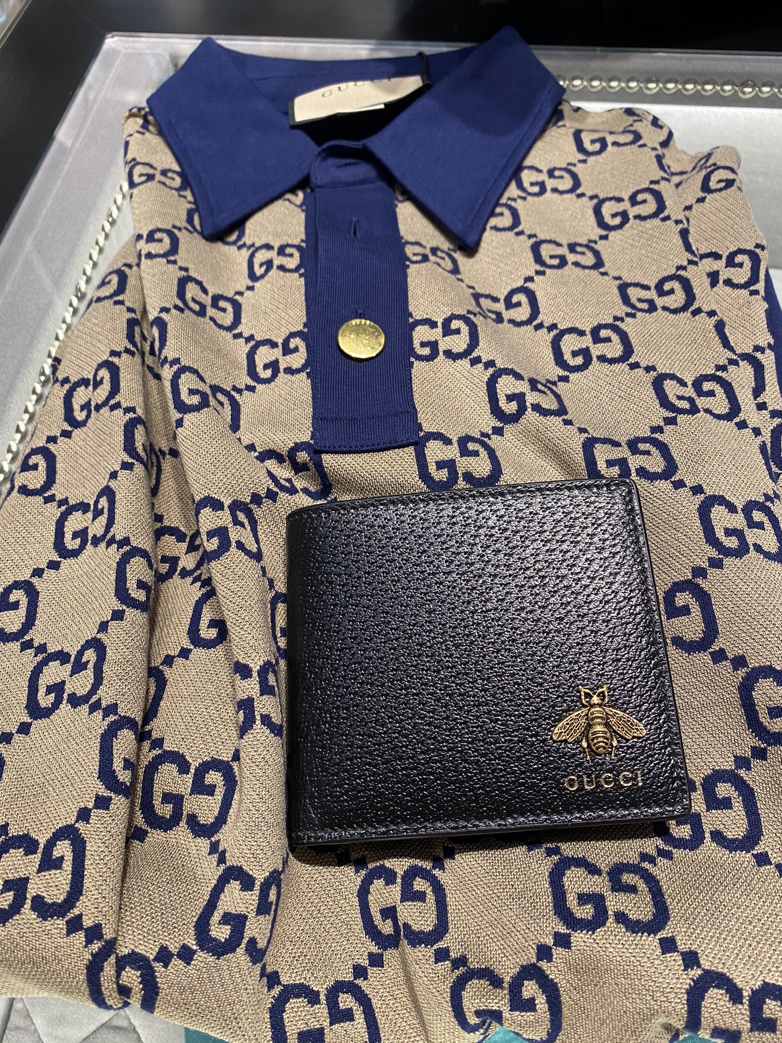 ◇美品◇GUCCI GGロゴポロシャツ ネイビー羽生結弦着用