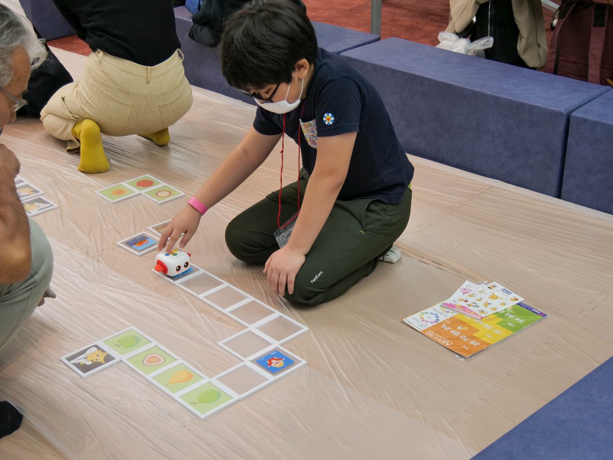 MatataStudioEDU's tweet image. The Japan Computer Science Event is where schools learn about coding & computational thinking through play & we are delighted that the Tale-Bot Pro & Pro Set have been included in the teaching 🤖🇯🇵
#talebotpro #CodingLikeABC #STEMeducation #stemkids #HandsOnCoding #learncoding