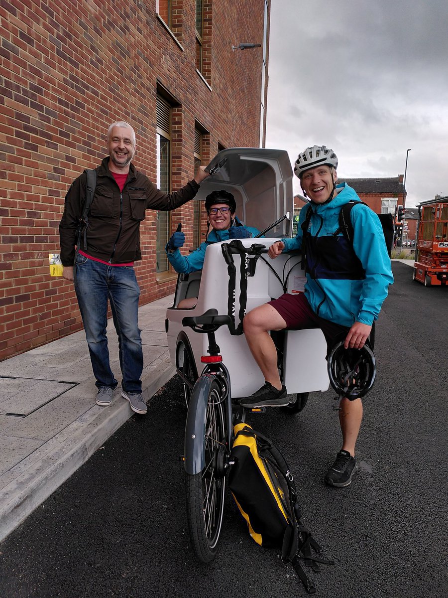 Thank you Cycling UK for our fab e-cargo bike training for visits from gorton hub! <a href="/CyclingUK_NW/">Cycling UK North West</a> <a href="/mcrlco/">Manchester Local Care Organisation</a>