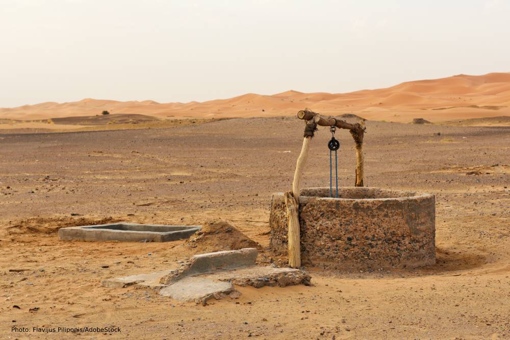 WorldBankWater's tweet photo. Lack of research on the economic importance of groundwater has contributed to the resource being undervalued.

Our new eport on the #EconomicsOfGroundwater shows how, w/proper policies, groundwater can boost economies &amp; food security: https://t.co/xQBrgi8Xiq https://t.co/L0NpD9HW3B