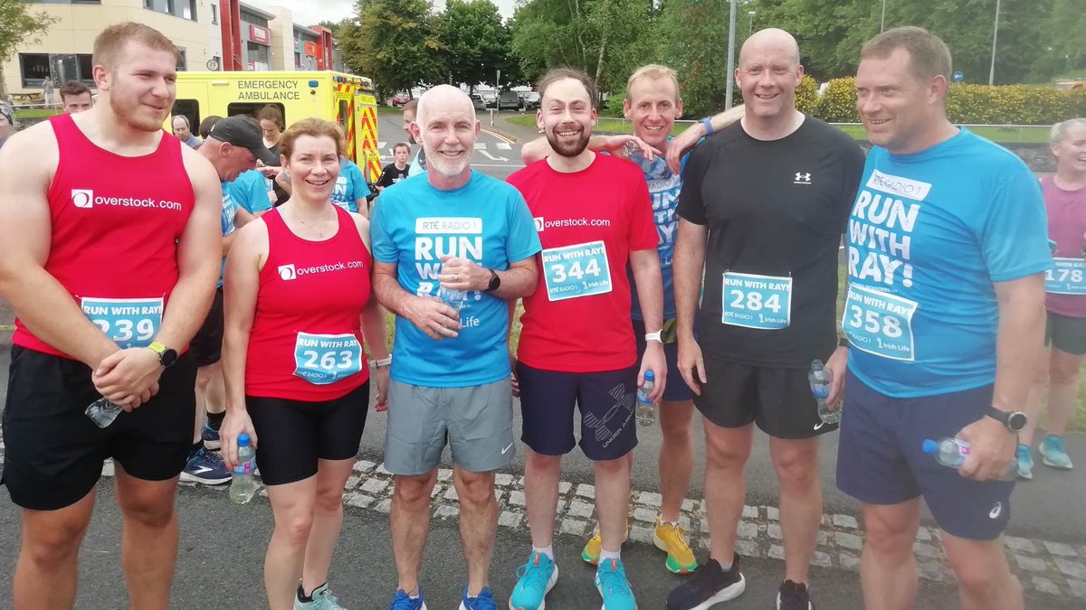 Some of our running group, the ‘Lunchtime Loopers’, pictured in Doorly Park, Sligo yesterday (with an honorary member 😉). Taking part in #RunWithRay to promote physical and mental wellbeing! #activesligo #sligosport #WeAreHiring #DataEngineering