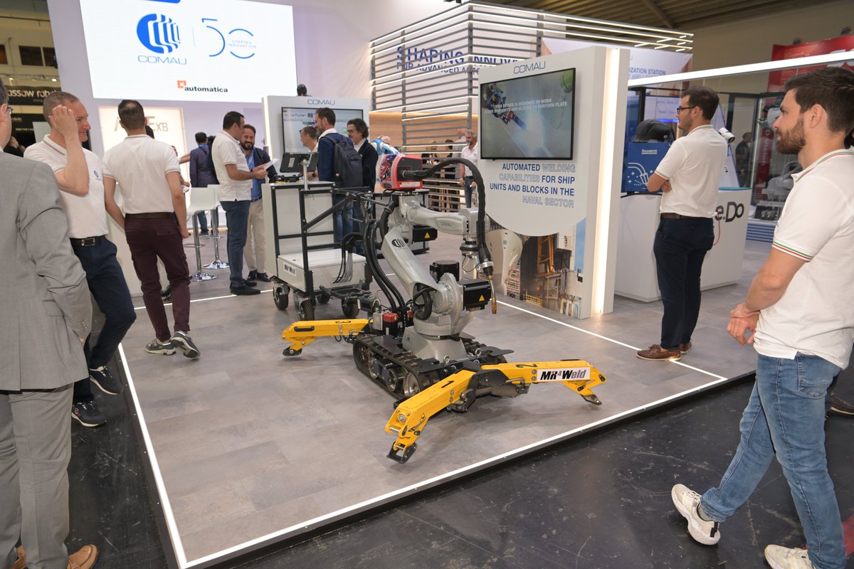 Comau & @Fincantieri: Shipbuilding automation revolution at @automaticafair!
CEOs Pietro Gorlier and Pierroberto Folgiero have signed an MOU and unveiled the MR4WELD system - an easy-to-use mobile robot designed for superior quality, safety, and increased productivity.