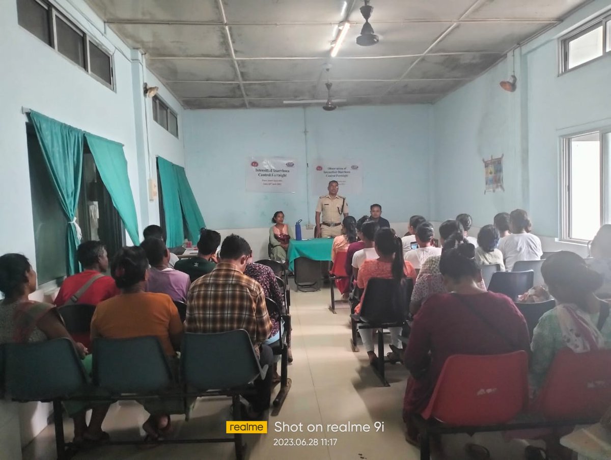 Intensified Diarrhoea Control Fortnight was launched in #SouthGaroHills with the South Garo Hills Police collaborating in the campaign & distributed ORS packets to beneficiaries.
#IDCF #ORS #Zinc #AwarenesOnIDCF #HealthMatters #MeghalayaForHealth #ChildHealthMatters #HealthForAll