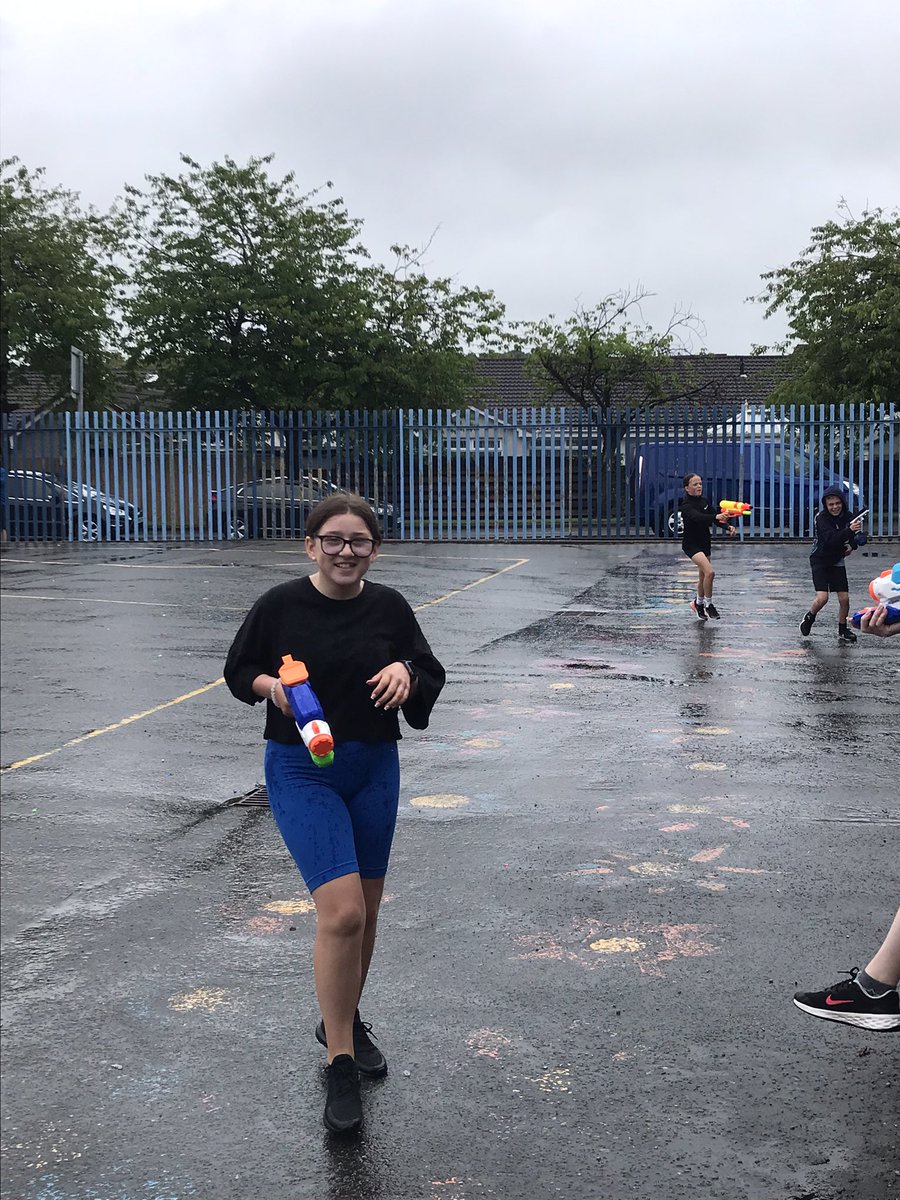 Carnbroe Primary Sch tweet media