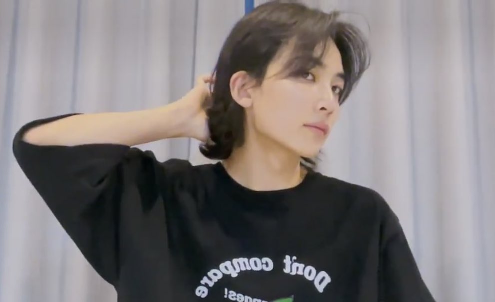 wonubliss's tweet photo. jeonghan’s pretty hair https://t.co/B55o8HgQnP