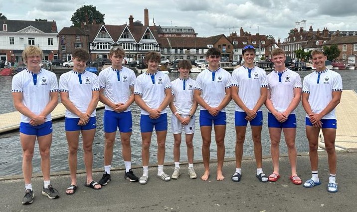 FoBSBC's tweet photo. What a day of support for @BedfordSchoolBC 1st VIII @HenleyRegatta. Our fabulous supporters even made @thetimes & @MailOnline news!
#HRR23 #eagle #bsbc https://t.co/UUS1XiocAV