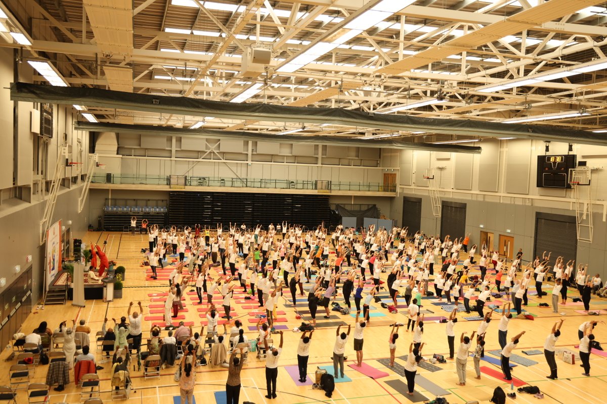 Patanjali Yog Peeth (UK) Trust (Official Account) (@pyptuk) on Twitter photo 🧘♀️ Unforgettable Yoga Day! 🌟✨ Exceptional class led by <a href="/Ach_Balkrishna/">Acharya Balkrishna</a> <a href="/SadhviDevavani/">साध्वी देववाणी</a> & <a href="/aditiaryaa/">Sadhvi Devaditi</a>
A privilege to experience their wisdom. An incredible turnout, grateful for the transformative power of yoga. Lets keep spreading the love. 🙏🌍 #InternationalYogaDay #PYPTUK 🧘♀️ Unforgettable Yoga Day! 🌟✨ Exceptional class led by <a href="/Ach_Balkrishna/">Acharya Balkrishna</a> <a href="/SadhviDevavani/">साध्वी देववाणी</a> & <a href="/aditiaryaa/">Sadhvi Devaditi</a>
A privilege to experience their wisdom. An incredible turnout, grateful for the transformative power of yoga. Lets keep spreading the love. 🙏🌍 #InternationalYogaDay #PYPTUK