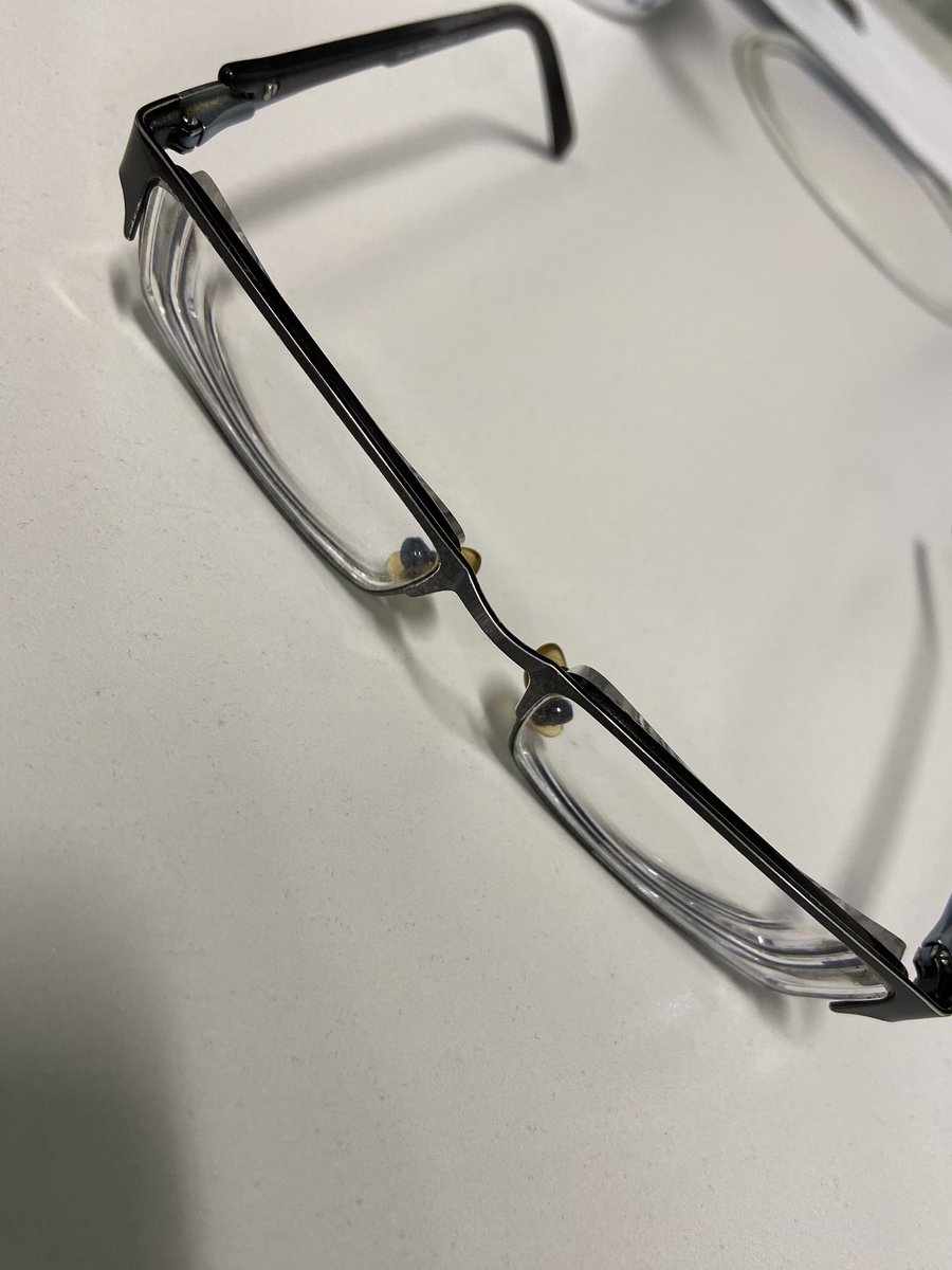 sophieb263's tweet image. Shout out to @BootsUK #bootsopticians - these glasses have lasted me over 10 years and still going strong! 🤓💪🏻