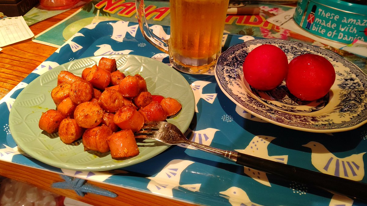 Currywurst❗️🇩🇪
Dinner time  now🖤
Good🍴evening my  brethren